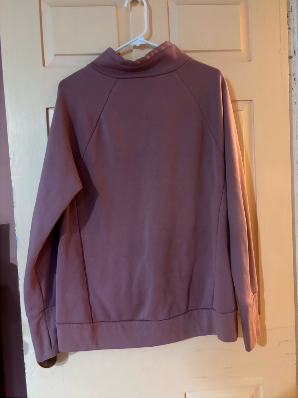 Fabletics sweat shirt
